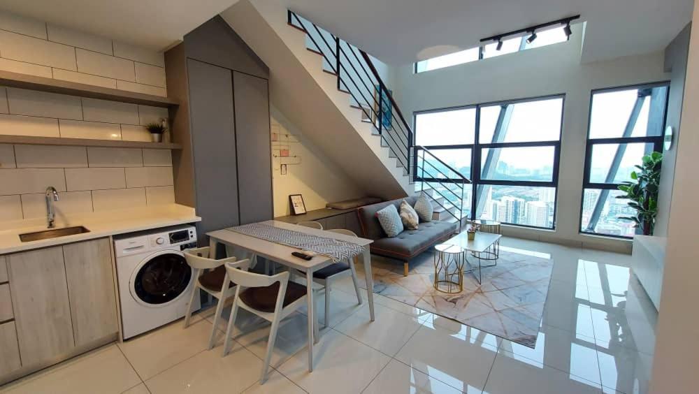 Arte Mont Kiara Host By Host Corner Suites Kuala Lumpur Dış mekan fotoğraf