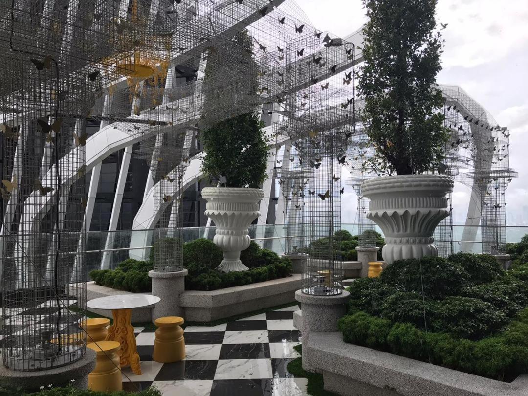 Arte Mont Kiara Host By Host Corner Suites Kuala Lumpur Dış mekan fotoğraf