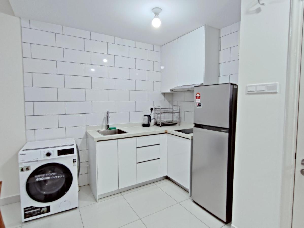 Arte Mont Kiara Host By Host Corner Suites Kuala Lumpur Dış mekan fotoğraf