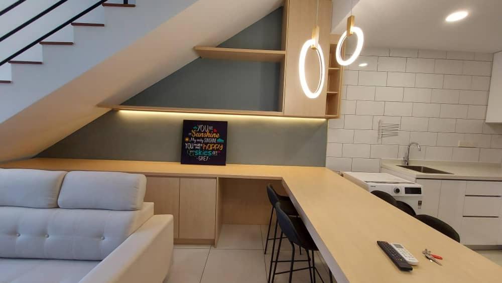 Arte Mont Kiara Host By Host Corner Suites Kuala Lumpur Dış mekan fotoğraf